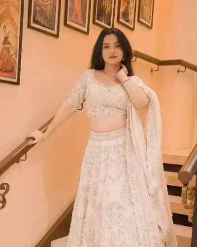 Escort Kathumar